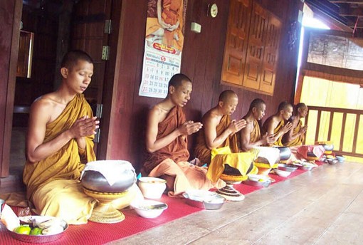 ��̶ԡ�ʳ���Ķ���