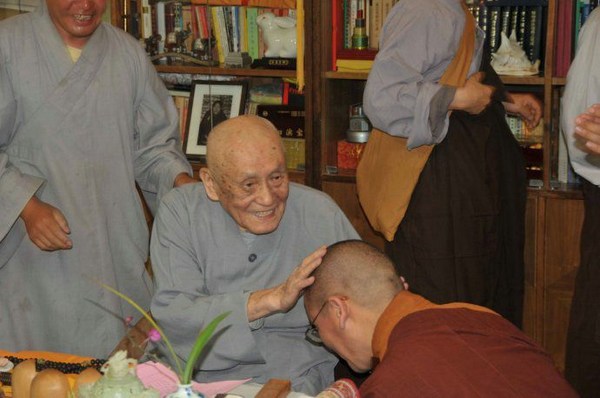 �β��Ϻ��е�һ����Ե