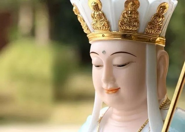 ��һ��ʹ������У�Ӧ����һ�����ز�ʥ��